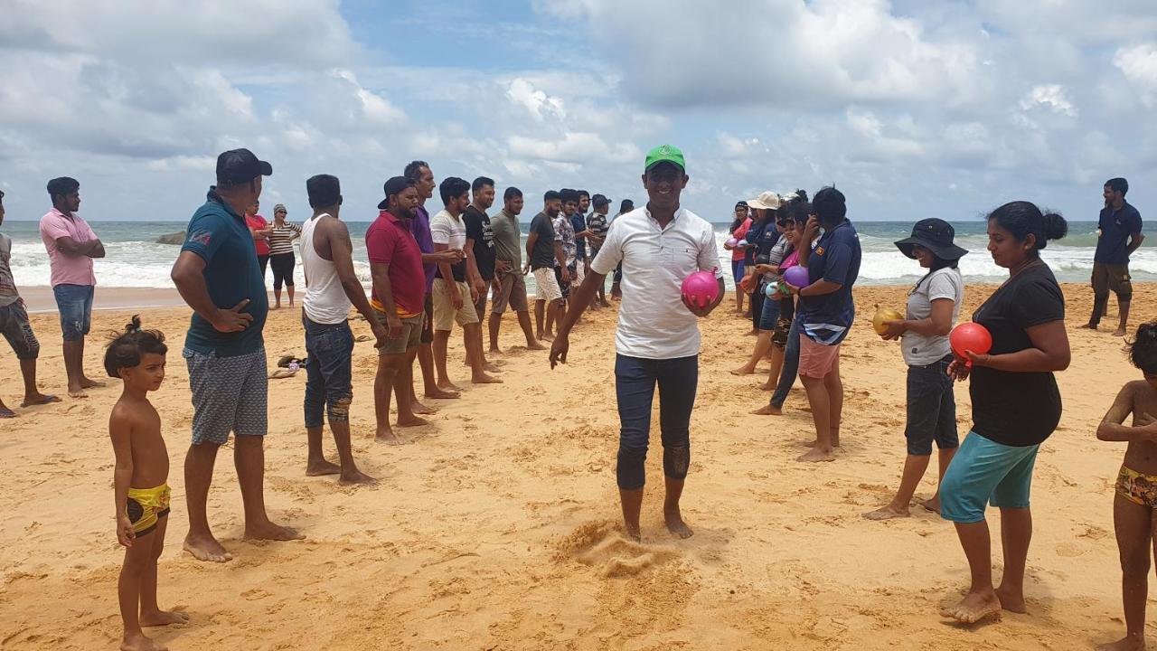 Lavanga Beach Hikkaduwa Esterno foto
